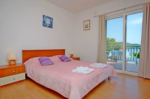 Apartments Luka - Unit 56714-15