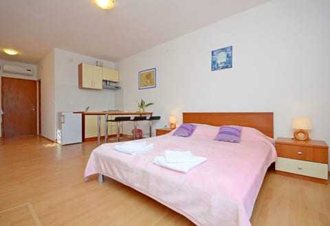 Apartments Luka - Unit 56714-15