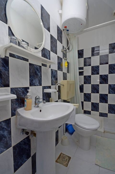 Apartments and Rooms Barbara - Unit 56733-15