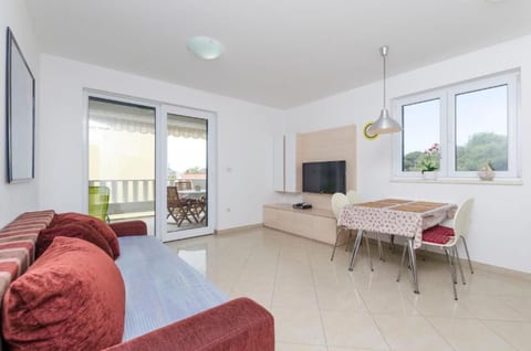 Apartments Dragica - Unit 56768-15