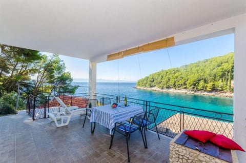 House Vatromir - Unit 56983-15
