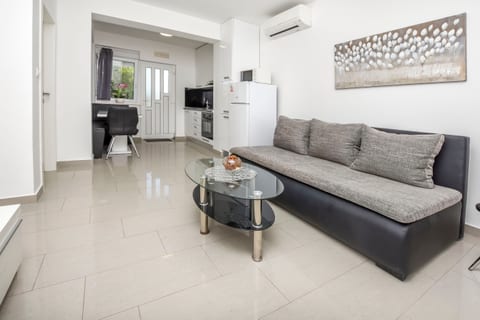 Apartments Maja - Unit 57095-15