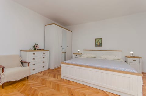 Apartments Marija - Unit 207020-16