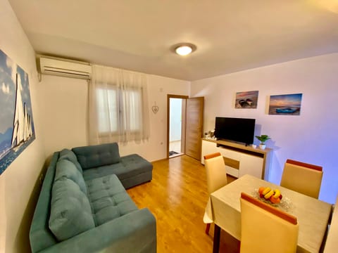 Apartment Marina - Unit 151169-15
