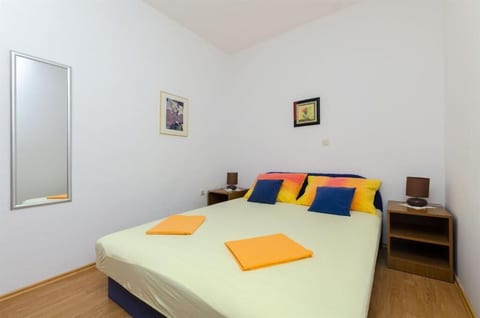 Apartments Zdenka - Unit 57387-15