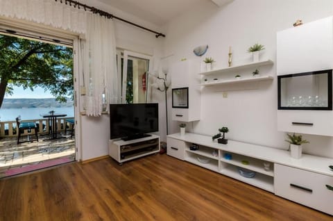 Apartments Zdenka - Unit 57388-15