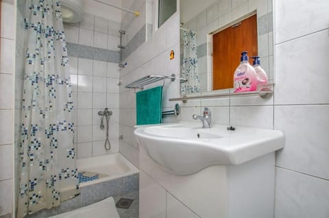 Apartments Zdenka - Unit 57388-15
