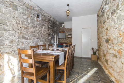 House Lea - Unit 57416-15