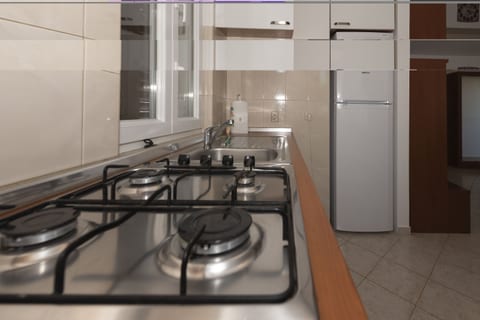 Apartments Max - Unit 57446-15