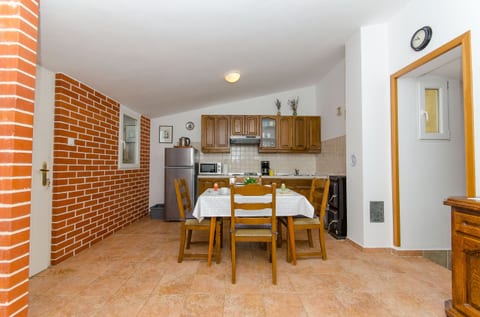 House Tomislav - Unit 124433-15