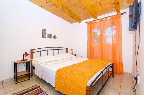 House Mislav - Unit 124454-15