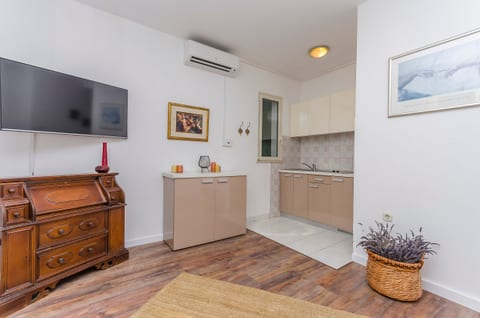 Apartments Daniela Della - Unit 124472-15