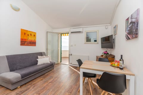Apartments Daniela Della - Unit 124477-15