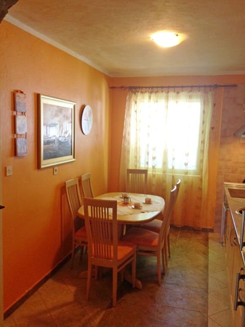 Apartment Milivoj - Unit 124581-15