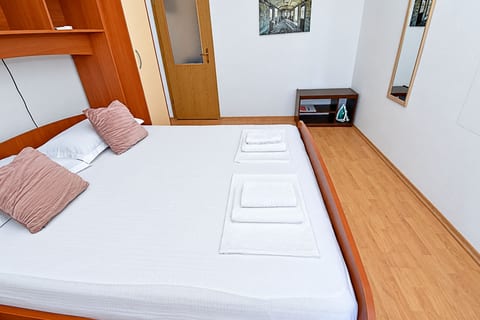 Apartment Smiljana - Unit 124636-15