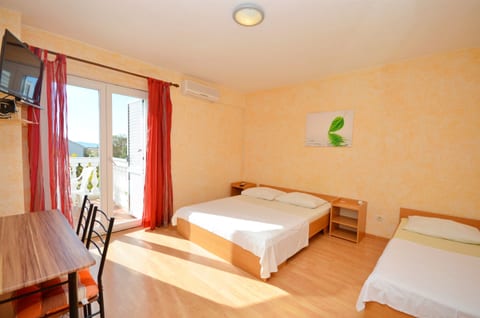 Apartment and Rooms Ivana - Unit 124739-15