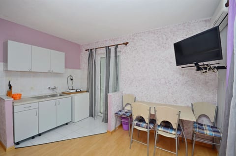 Apartment and Rooms Ivana - Unit 124740-15