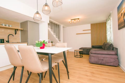 House Astrid - Unit 124755-15