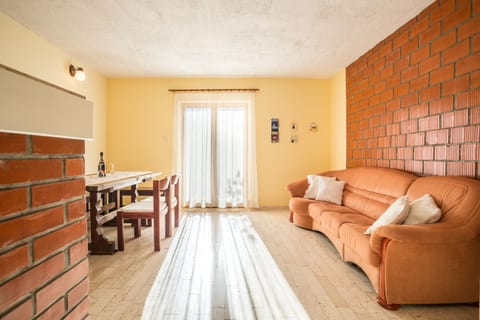 Apartment Srećko - Unit 126372-15