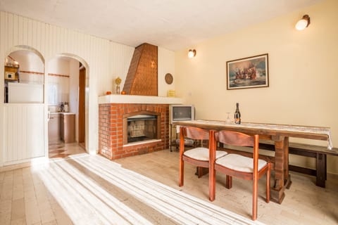 Apartment Srećko - Unit 126372-15