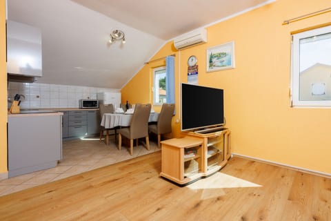 Apartment Davor - Unit 126449-15