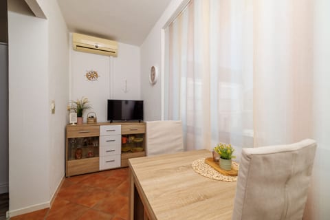 Apartments Near the sea Barbat - Unit 150404-15