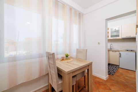 Apartments Near the sea Barbat - Unit 150404-15