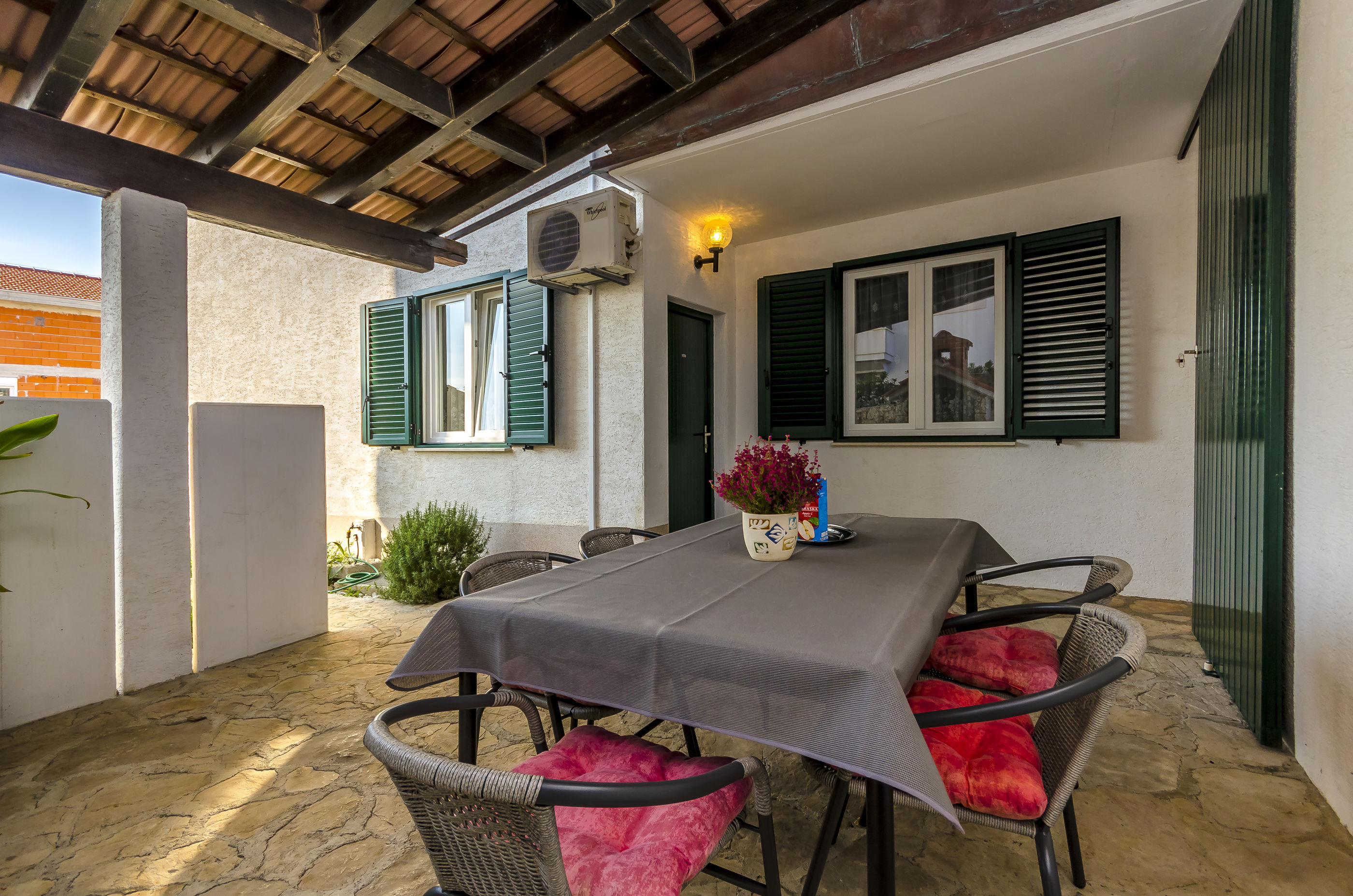 Apartments Mate - Unit 150503-15