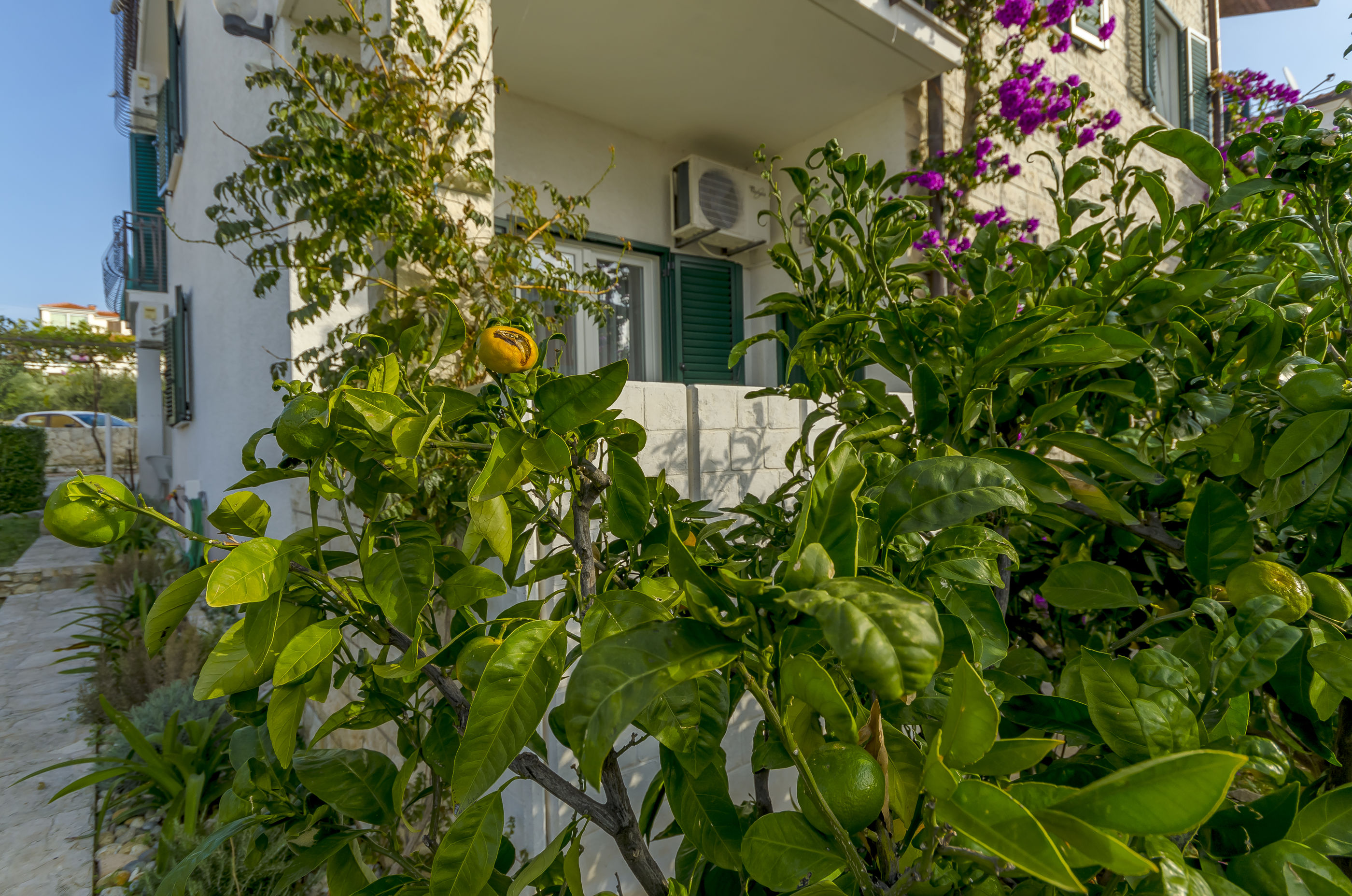 Apartments Mate - Unit 150504-15