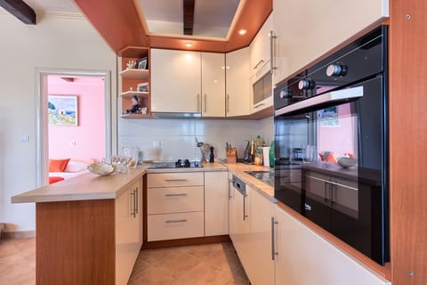 Villa Renata - Unit 150510-15