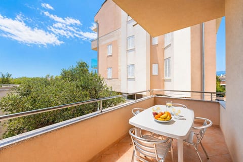 Apartments Karolina - Unit 150527-15
