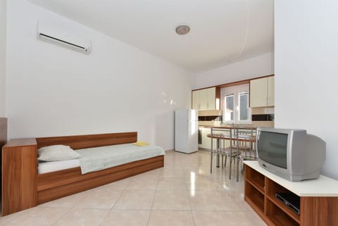 Apartments Karolina - Unit 150527-15