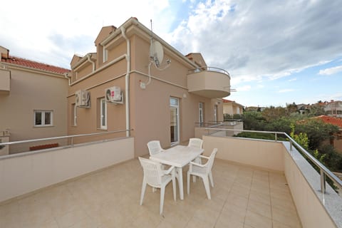 Apartments Karolina - Unit 150528-15