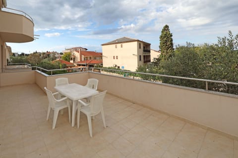 Apartments Karolina - Unit 150528-15