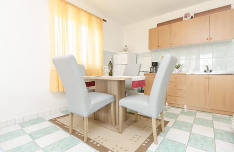 Apartments Mila Family with pool - Unit 150662-15
