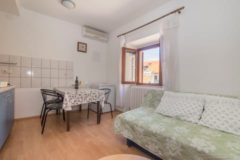 Apartments Jakša - Unit 150717-15