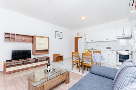 Apartments and Rooms Iva - Unit 178849-16