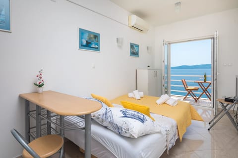 House Karlo - Unit 150992-15