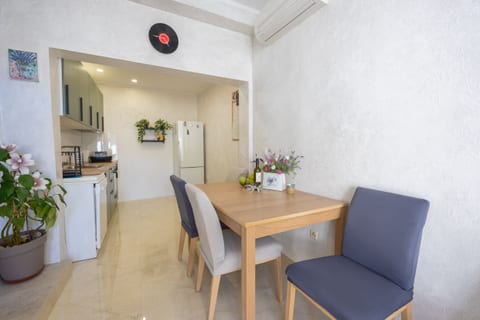 Apartments Fontana - Unit 151014-15