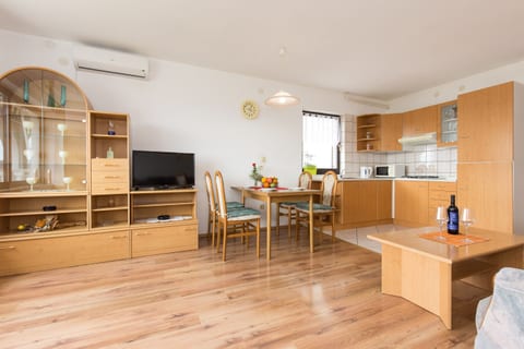 Apartments Diana - Unit 151043-15
