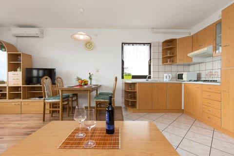 Apartments Diana - Unit 151043-15