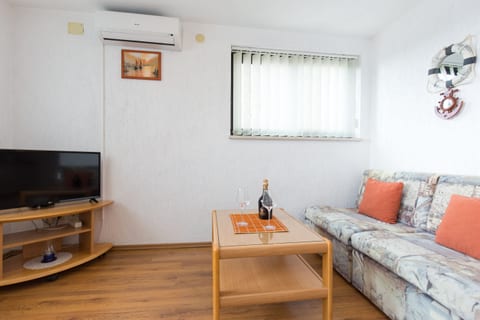 Apartments Diana - Unit 151046-15