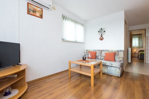 Apartments Diana - Unit 151046-15