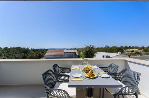 Apartments Villa V - Unit 151133-15