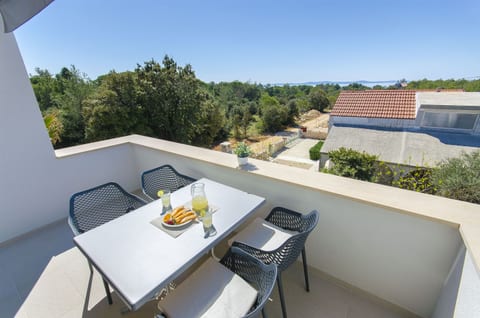Apartments Villa V - Unit 151134-15