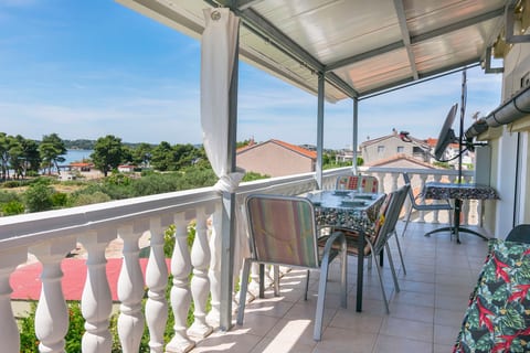Apartments Plava plaza Daniela - Unit 151340-15