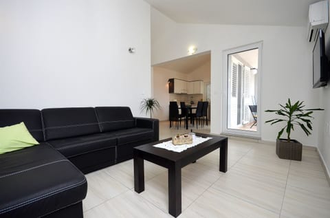 Apartment Lily with pool Srima - Unit 151387-15