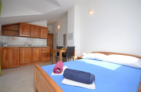 Apartments Mara - Unit 151522-15