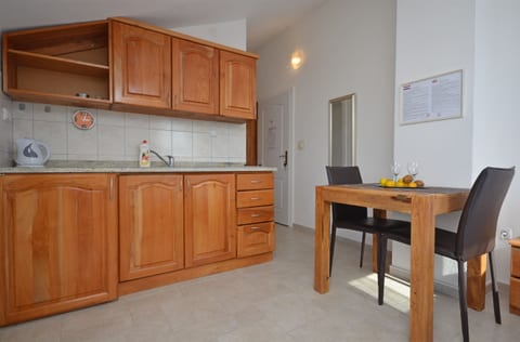 Apartments Mara - Unit 151522-15