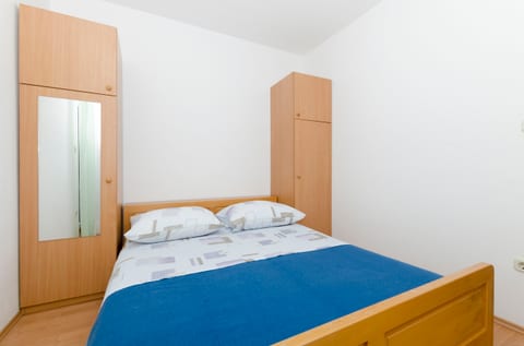 Apartments Carić - Unit 151513-15